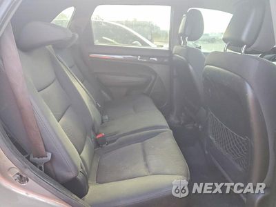 Zdjęcie 11 z 14 samochodu: 2011 KIA SORENTO LX VIN:5XYKTCA15BG082913 - miniatura