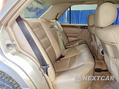 Zdjęcie 10 z 12 samochodu: 1995 MERCEDES-BENZ E 320 BASE VIN:WDBEA32E8SC225845 - miniatura