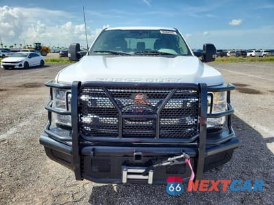 Piąte zdjęcie samochodu w środku: 2022 FORD F250 SUPER DUTY VIN:1FT7W2B62NEF60896 - miniatura