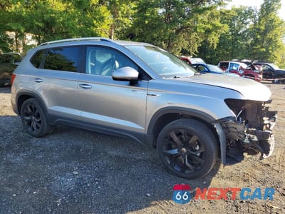 Czwarte zdjęcie samochodu z boku: 2023 VOLKSWAGEN TAOS SE VIN:3VVSX7B28PM308845 - miniatura