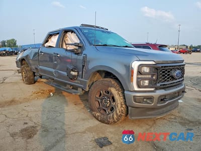 Czwarte zdjęcie samochodu z boku: 2024 FORD F250 SUPER DUTY VIN:1FT8W2BM1REE26681 - miniatura