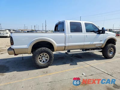 Trzecie zdjęcie samochodu z tyłu: 2011 FORD F350 SUPER DUTY VIN:1FT8W3BT9BEC65354 - miniatura