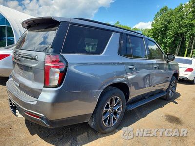 Trzecie zdjęcie samochodu z tyłu: 2022 CHEVROLET TAHOE K1500 Z71 VIN:1GNSKPKD5NR162034 - miniatura