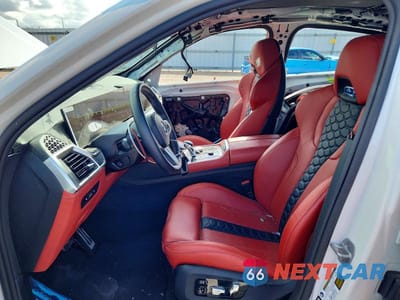 Zdjęcie 7 z 12 samochodu: 2025 BMW X6 M COMPETITION VIN:5YM23ET04S9Z55429 - miniatura