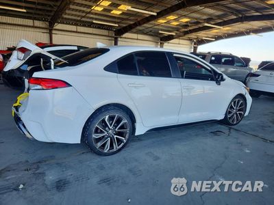 Trzecie zdjęcie samochodu z tyłu: 2021 TOYOTA COROLLA SE VIN:5YFS4MCE0MP067124 - miniatura