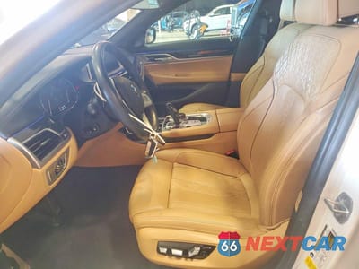 Zdjęcie 7 z 12 samochodu: 2019 BMW 750 I VIN:WBA7F0C58KGM25235 - miniatura