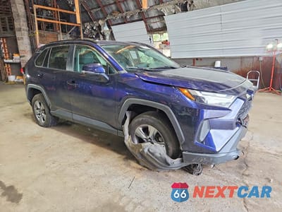 Czwarte zdjęcie samochodu z boku: 2024 TOYOTA RAV4 XLE VIN:2T3P1RFV7RW456069 - miniatura