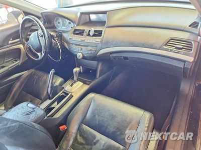 Zdjęcie 8 z 13 samochodu: 2010 HONDA ACCORD EXL VIN:1HGCS1B8XAA001637 - miniatura