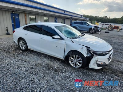 Czwarte zdjęcie samochodu z boku: 2024 CHEVROLET MALIBU LT VIN:1G1ZD5ST3RF163437 - miniatura
