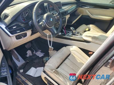 Zdjęcie 8 z 12 samochodu: 2017 BMW X5 SDRIVE35I VIN:5UXKR2C55H0U21109 - miniatura
