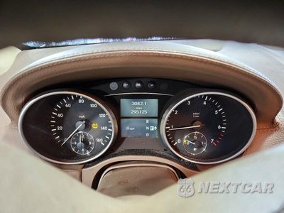 Zdjęcie 9 z 14 samochodu: 2007 MERCEDES-BENZ GL 450 4MATIC VIN:4JGBF71E07A199920 - miniatura