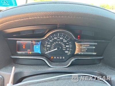 Zdjęcie 9 z 12 samochodu: 2013 LINCOLN MKS VIN:1LNHL9FT5DG601753 - miniatura