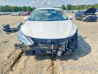 Piąte zdjęcie samochodu w środku: 2018 NISSAN SENTRA S VIN:3N1AB7AP4JY236020 - miniatura