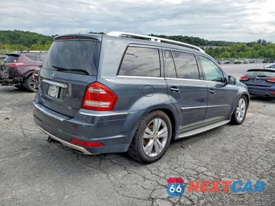 Trzecie zdjęcie samochodu z tyłu: 2011 MERCEDES-BENZ GL 450 4MATIC VIN:4JGBF7BE5BA636818 - miniatura