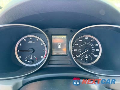 Zdjęcie 11 z 12 samochodu: 2017 HYUNDAI SANTA FE SPORT 2.4L VIN:5NMZUDLB0HH035794 - miniatura