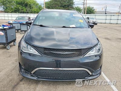 Piąte zdjęcie samochodu w środku: 2019 CHRYSLER PACIFICA TOURING L PLUS VIN:2C4RC1EG9KR699034 - miniatura