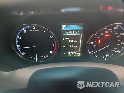 Zdjęcie 9 z 13 samochodu: 2018 TOYOTA RAV4 LIMITED VIN:JTMYFREVXJJ150428 - miniatura