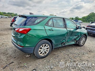 Trzecie zdjęcie samochodu z tyłu: 2018 CHEVROLET EQUINOX LS VIN:2GNAXHEV7J6296136 - miniatura