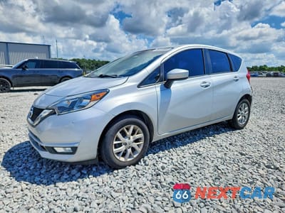 2017 NISSAN VERSA NOTE SV 3N1CE2CP8HL354904 - główne zdjęcie licytacji z USA - miniatura