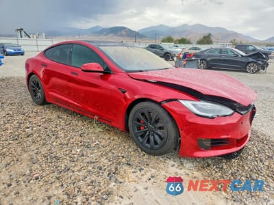 Czwarte zdjęcie samochodu z boku: 2017 TESLA MODEL S VIN:5YJSA1E26HF189479 - miniatura