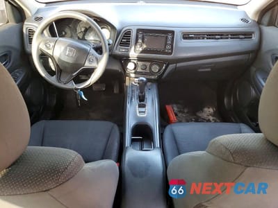 Zdjęcie 8 z 12 samochodu: 2019 HONDA HR-V LX VIN:3CZRU5H39KG707937 - miniatura