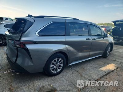 Trzecie zdjęcie samochodu z tyłu: 2026 TOYOTA SIENNA XLE 8-PASSENGER VIN:5TDYRKEC3TS295149 - miniatura