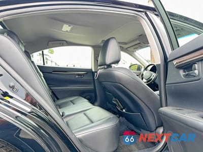 Zdjęcie 6 z 10 samochodu: 2013 LEXUS ES 350 VIN:JTHBK1GG3D2059676 - miniatura