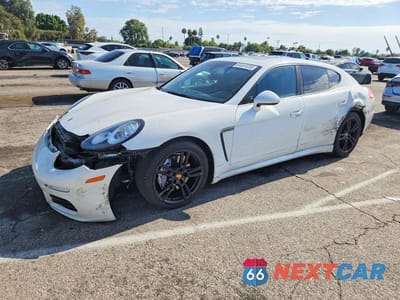 2015 PORSCHE PANAMERA 2 WP0AA2A75FL002455 - główne zdjęcie licytacji z USA - miniatura