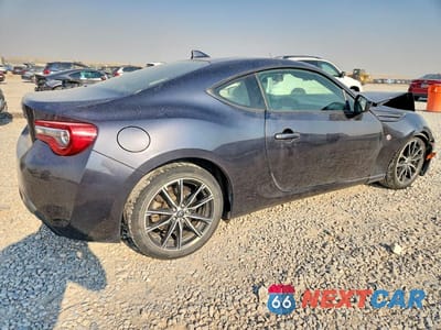 Trzecie zdjęcie samochodu z tyłu: 2017 TOYOTA 86 BASE VIN:JF1ZNAA15H8704512 - miniatura