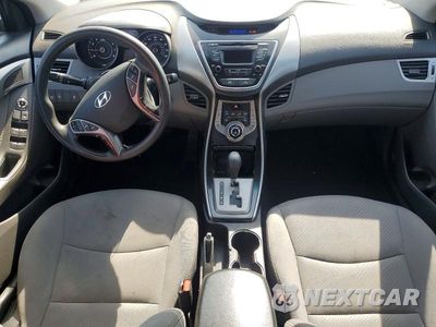 Zdjęcie 8 z 13 samochodu: 2013 HYUNDAI ELANTRA GLS VIN:5NPDH4AE7DH428264 - miniatura