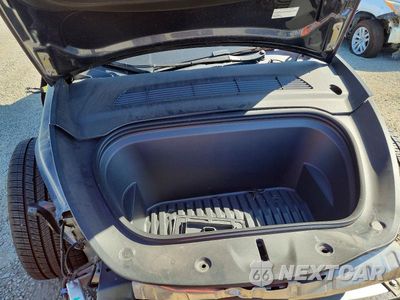 Zdjęcie 12 z 14 samochodu: 2024 TESLA MODEL Y VIN:7SAYGDEF9RF054708 - miniatura