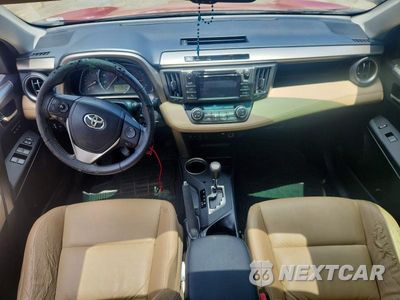 Zdjęcie 8 z 13 samochodu: 2015 TOYOTA RAV4 LIMITED VIN:JTMYFREV2FJ043333 - miniatura