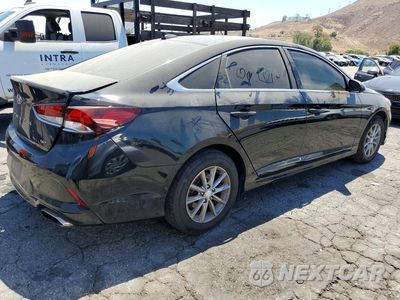 Trzecie zdjęcie samochodu z tyłu: 2018 HYUNDAI SONATA ECO VIN:5NPE24AA9JH691550 - miniatura