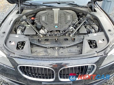 Zdjęcie 11 z 12 samochodu: 2014 BMW 7ER LXI VIN:WBAYF8C54ED142517 - miniatura