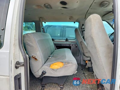 Zdjęcie 6 z 10 samochodu: 2007 FORD ECONOLINE E350 SUPER DUTY WAGON VIN:1FBSS31LX7DB12311 - miniatura