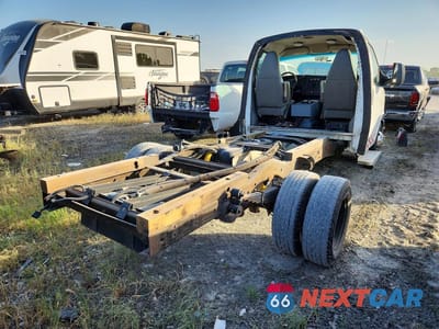 Trzecie zdjęcie samochodu z tyłu: 2017 CHEVROLET EXPRESS G3500 VIN:1HA3GRCGXHN006226 - miniatura