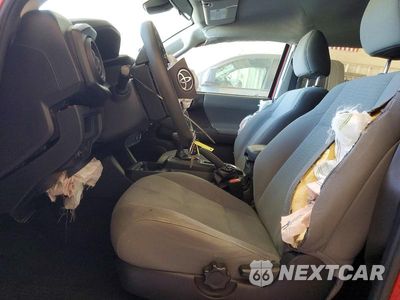 Zdjęcie 7 z 13 samochodu: 2019 TOYOTA TACOMA SR VIN:5TFAX5GN5KX160500 - miniatura