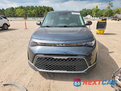 Piąte zdjęcie samochodu w środku: 2024 KIA SOUL LX VIN:KNDJ23AU7R7241883 - miniatura