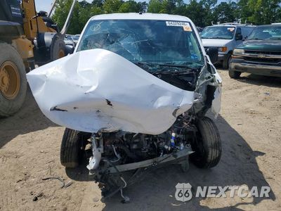 Piąte zdjęcie samochodu w środku: 2015 NISSAN NV200 DELIVERY VAN VIN:3N6CM0KN8FK731039 - miniatura
