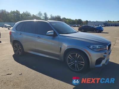 Czwarte zdjęcie samochodu z boku: 2017 BMW X5 M VIN:5YMKT6C56H0R79505 - miniatura