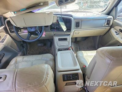 Zdjęcie 8 z 13 samochodu: 2000 CHEVROLET TAHOE K1500 VIN:1GNEK13T9YJ199266 - miniatura