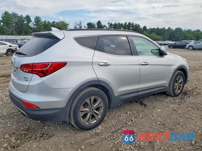Trzecie zdjęcie samochodu z tyłu: 2015 HYUNDAI SANTA FE SPORT 2.4L VIN:5XYZUDLB6FG277142 - miniatura