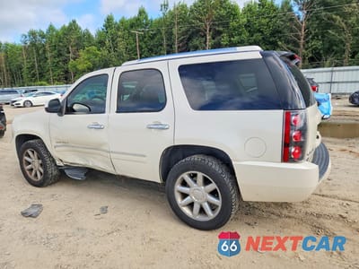Drugie zdjęcie samochodu z przodu: 2014 GMC YUKON DENALI VIN:1GKS2EEF6ER222238 - miniatura