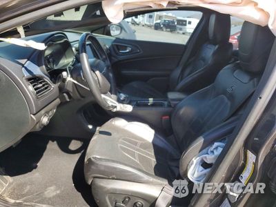 Zdjęcie 7 z 12 samochodu: 2015 CHRYSLER 200 S VIN:1C3CCCBG7FN604676 - miniatura