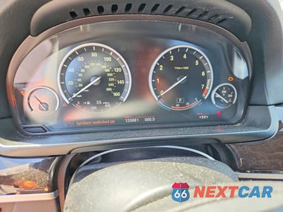 Zdjęcie 9 z 12 samochodu: 2013 BMW 535 XI VIN:WBAFU7C55DDU72575 - miniatura