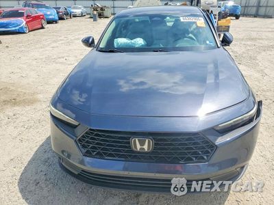 Piąte zdjęcie samochodu w środku: 2023 HONDA ACCORD LX VIN:1HGCY1F24PA017636 - miniatura