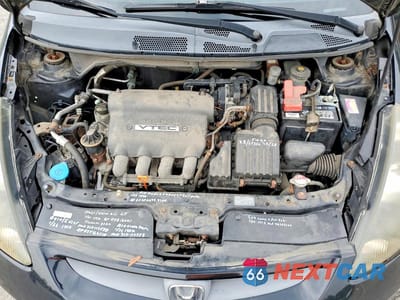 Zdjęcie 11 z 12 samochodu: 2007 HONDA FIT S VIN:JHMGD37647S054896 - miniatura
