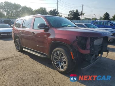 Czwarte zdjęcie samochodu z boku: 2024 JEEP WAGONEER SERIES II VIN:1C4SJUBP7RS135243 - miniatura