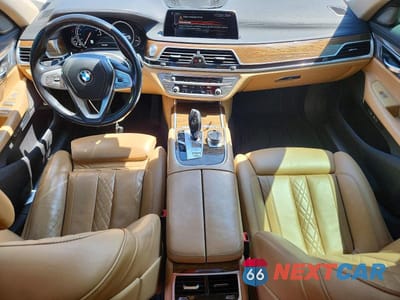 Zdjęcie 8 z 12 samochodu: 2017 BMW 750 XI VIN:WBA7F2C59HG422087 - miniatura