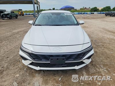 Piąte zdjęcie samochodu w środku: 2024 HYUNDAI ELANTRA SEL VIN:KMHLM4DGXRU694455 - miniatura